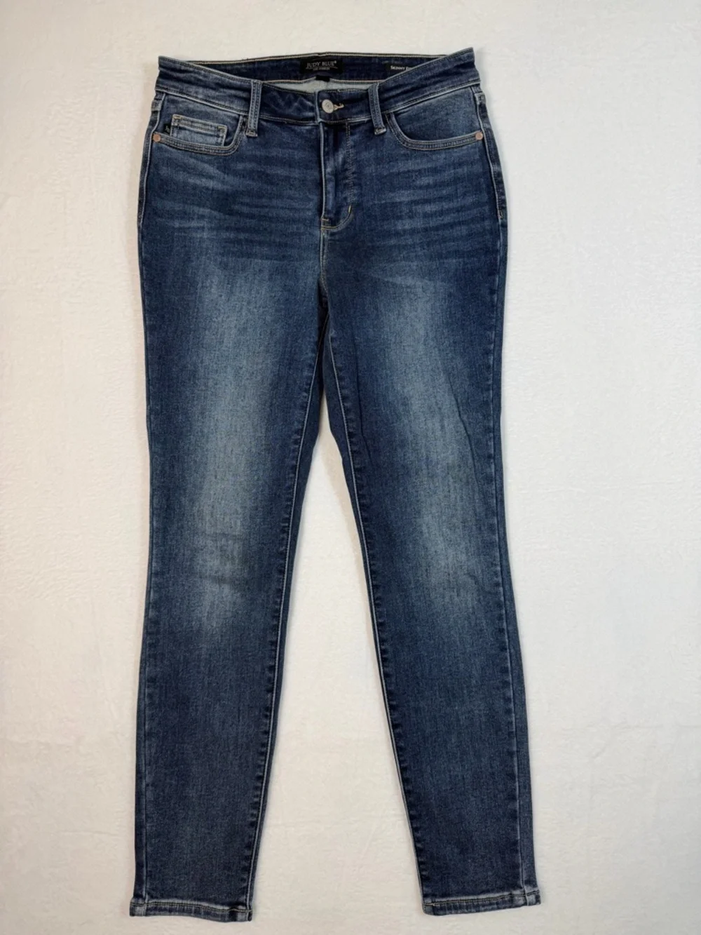Judy Blue Full‎ Size Mid-Rise Waist Skinny Jeans with Pockets New without Tags